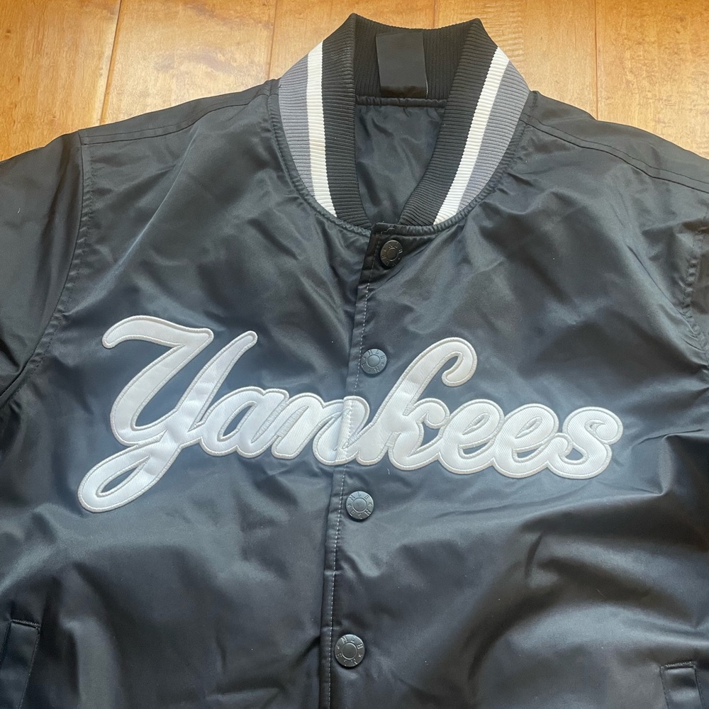 ๐HP๐ Vintage Majestic MLB Yankees padded Bomber Jacket top - Picture 6 of 9